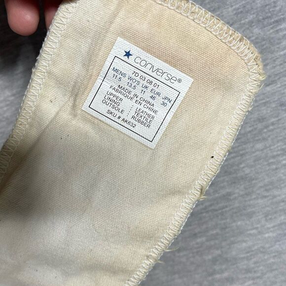 Converse Chuck Taylor Men’s Vintage 2000 All Star Leather High-Top Sneaker Shoes - Picture 7 of 11